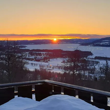 Feriehus Mountain With Views Over Storevann *