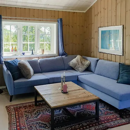 Mountain With Views Over Storevann Feriehus *