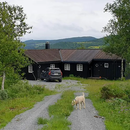Mountain With Views Over Storevann Ferienhaus *