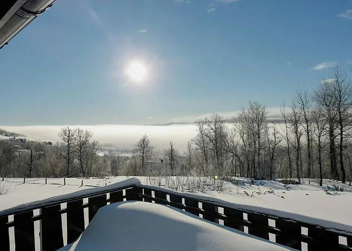 Semesterbostad Mountain With Views Over Storevann *